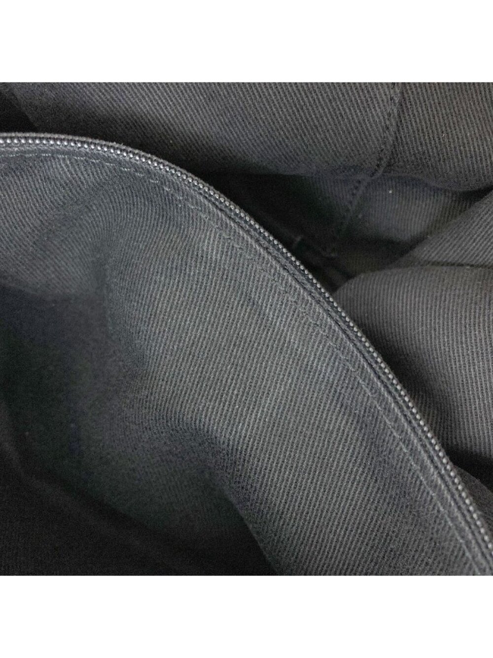 Chanel Diamond Stitch Silver Tote Calf - Picture 10 of 15
